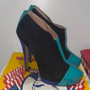 Aldo Black and Teal Heeled Boots size 7.5